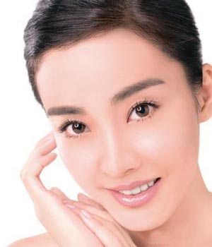 痘疤MM必备:3招无痕美肌换回来